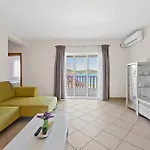 Front In Kalebova Luka Casa vacanze *