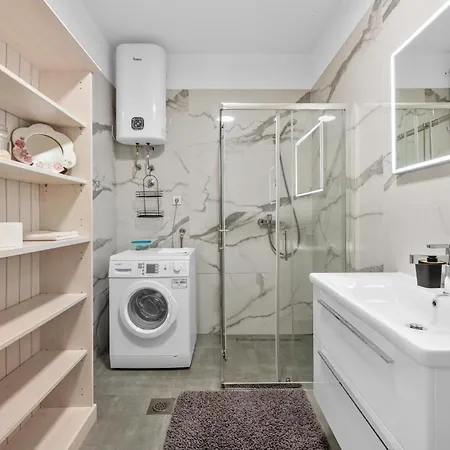 Cozy In Kalebova Luka With Kitchen Holiday home *