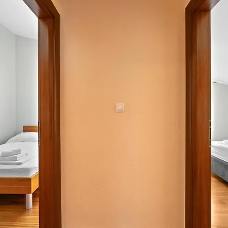 Holiday home Cozy In Kalebova Luka With Kitchen *