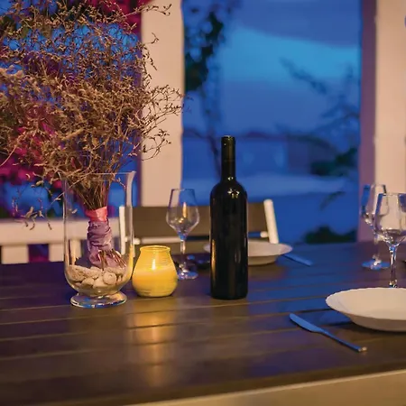 Cozy In Kalebova Luka With Kitchen Holiday home *
