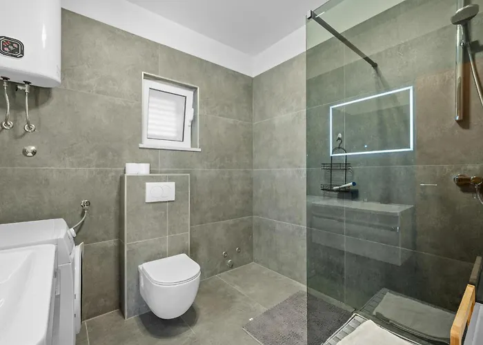 Awesome In Kalebova Luka *