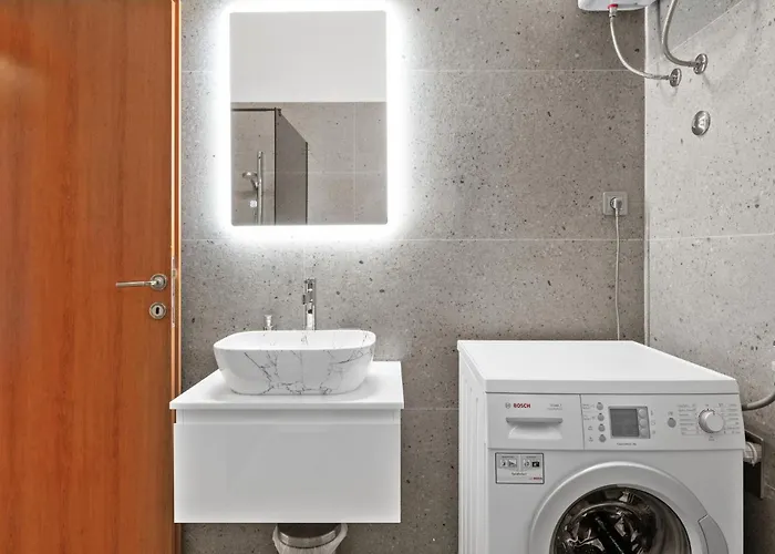 Awesome In Kalebova Luka Holiday home Razanj