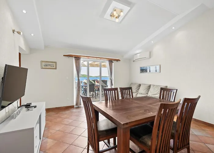 Awesome In Kalebova Luka *