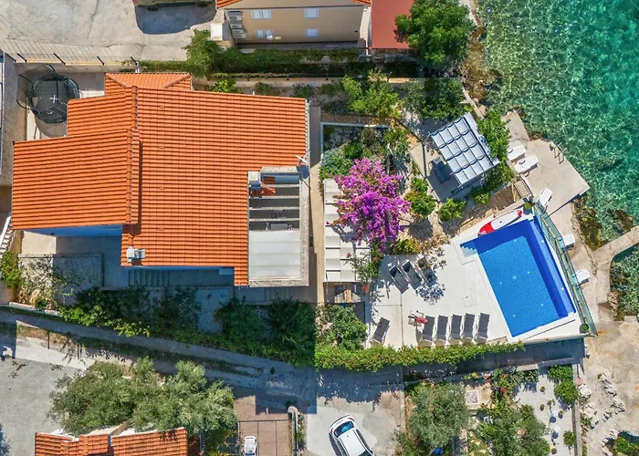 Awesome In Kalebova Luka Holiday home Razanj